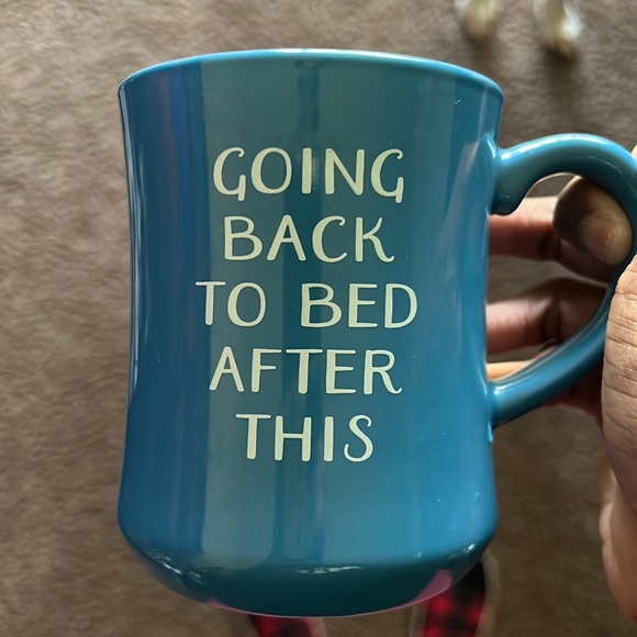 Back To Bed Mug - Picture 1 of 1